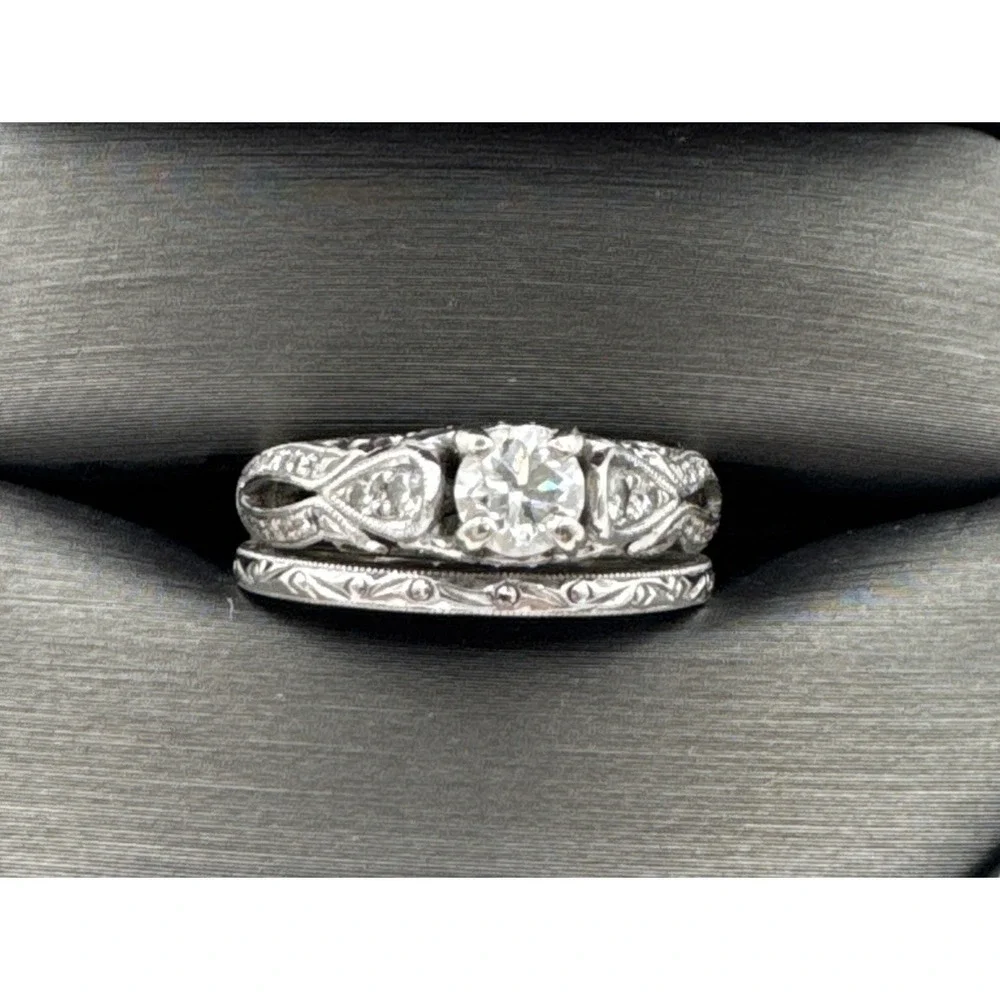 Shane Co. Natural Diamond Engagement Ring, 14k Gold, (US Size ~7) w/ GIA Report